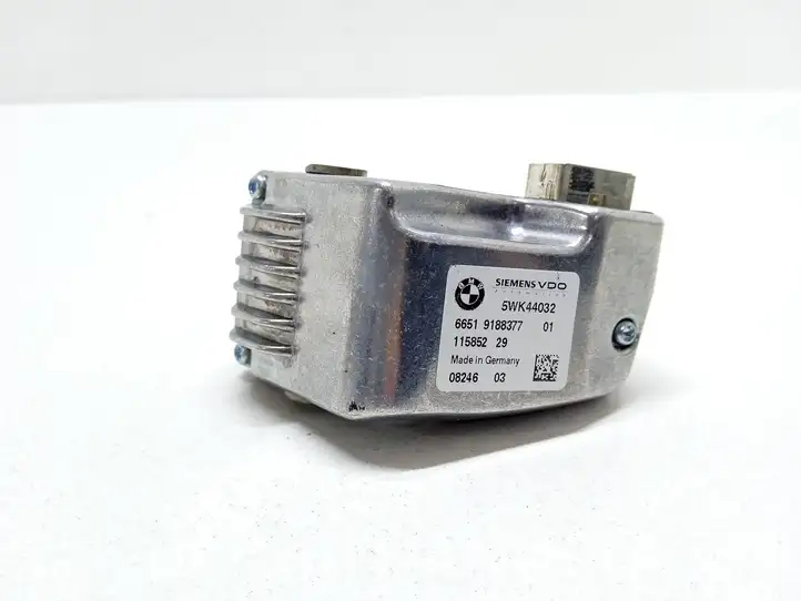 BMW 7 F01 (2008 - 2016) 66519188377 Камера в лобовом стекле — фото 3