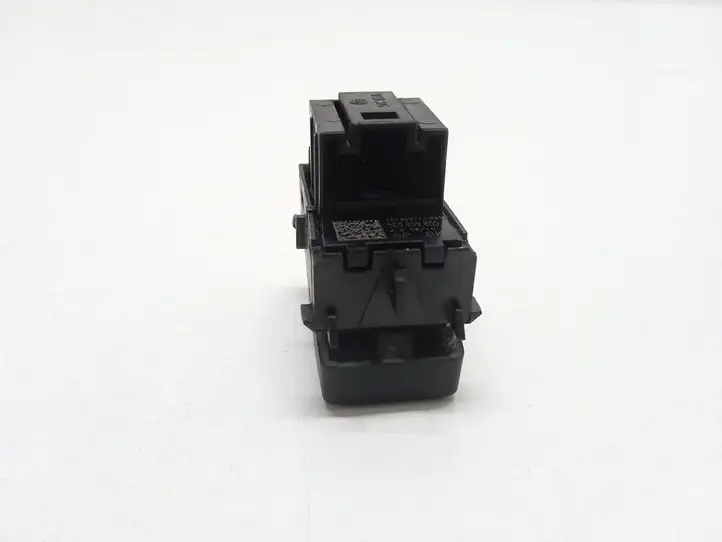 Skoda Octavia Mk3 (5E) (2013 - 2019) 5E0959855A Кнопка стеклоподъемников — фото 4