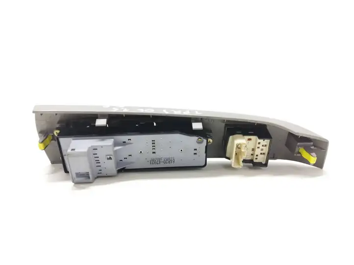 Toyota Prius (XW20) (2003 - 2009) 8482047021 Блок кнопок стеклоподъемников — фото 8