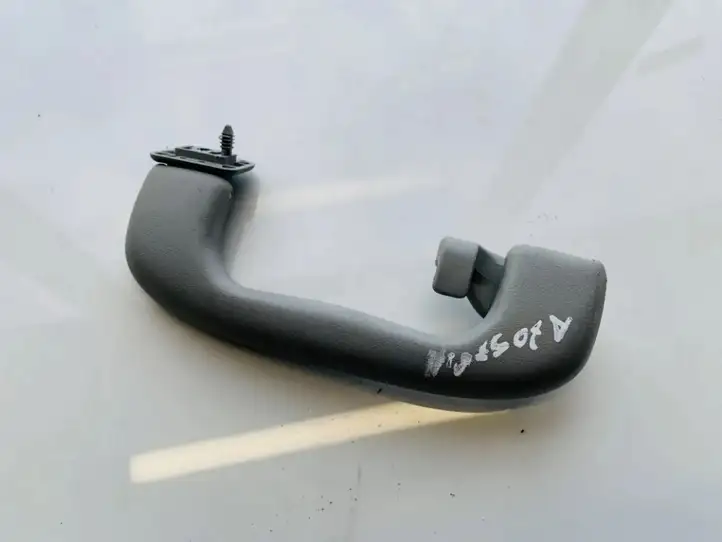 Opel Zafira B (2006 - 2008) 317382836 Потолочная ручка задняя — фото 1