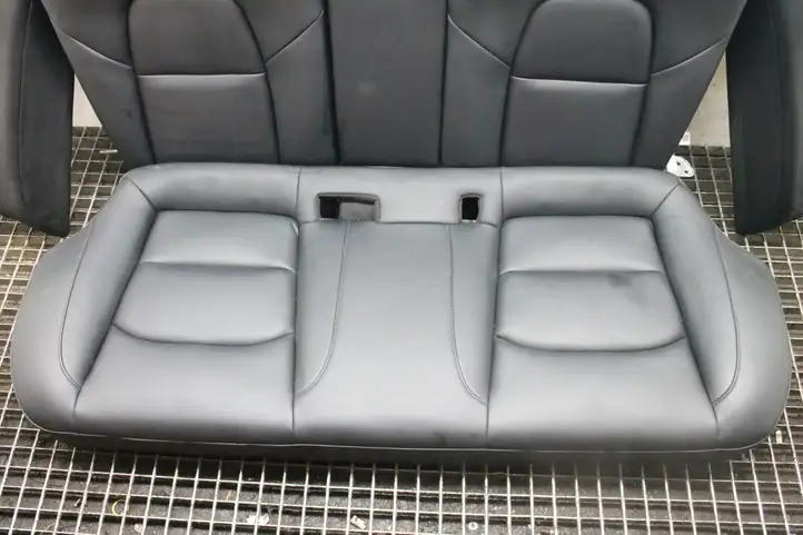 Tesla Model 3 (2017 - 2023) Комплект салона — фото 10