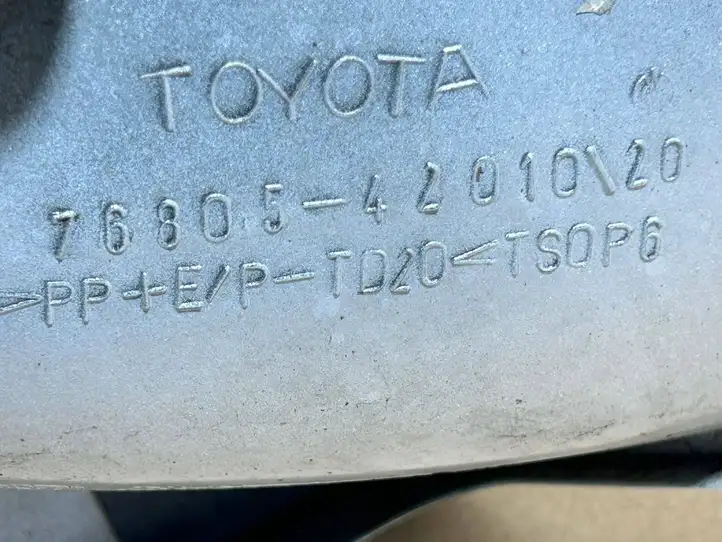 Toyota RAV 4 (XA30) (2006 - 2016) 7680542010 Прочая отделка багажника — фото 4