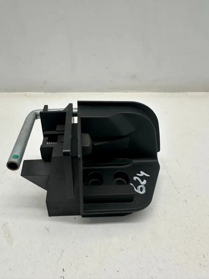 BMW 3 F30 F35 F31 (2012 - 2018) 9918012457 Держатель шторки — фото 8