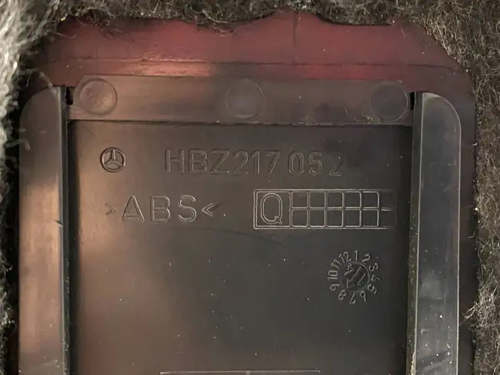 Mercedes-Benz S C217 (2015 - 2020) A2226800150 Ящик для хранения в багажнике — фото 2