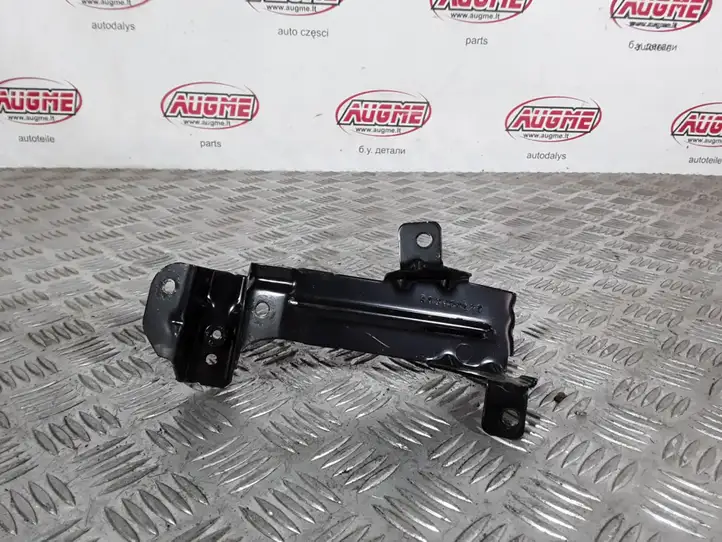 BMW X5 F15 (2013 - 2017)   Другая деталь отсека двигателя