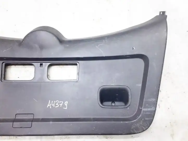 Toyota Corolla Verso AR10 (2004 - 2009) 6776505010 Прочая отделка багажника — фото 2