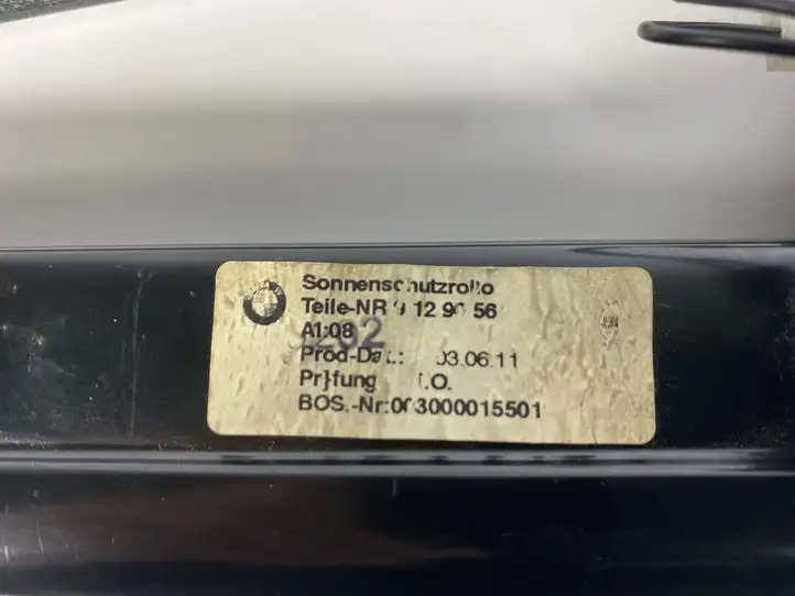 BMW 3 E90 E91 (2005 - 2012) 9129056 Шторка — фото 9