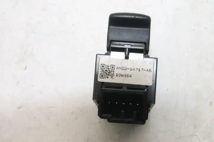 Land Rover Freelander 2 - LR2 (2010 - 2012) AH2214717AB Другие включатели / ручки/ переключатели — фото 4