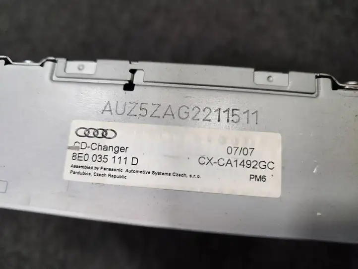 Audi A4 S4 B7 8E 8H (2004 - 2009) 8E0035111D CD/DVD чейнджер — фото 6