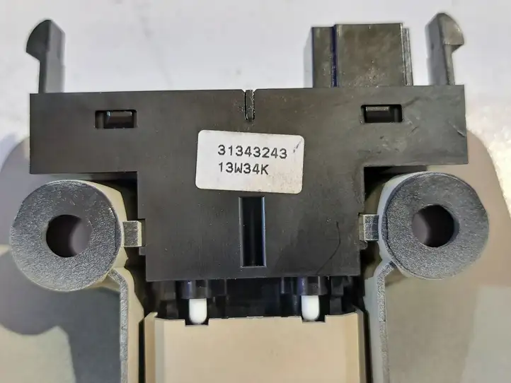 Volvo V70 (2007 - 2013) 31433501 Кнопка ручного тормоза — фото 6
