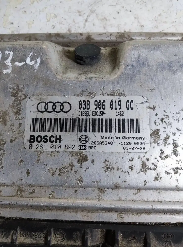 Audi A3/S3 8L (2000 - 2003) 038906019GC Блок управления двигателем (ЭБУ) — фото 4