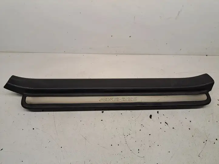 Toyota Avensis T250 (2006 - 2009) 6791305040 Внутренняя отделка переднего порога — фото 4