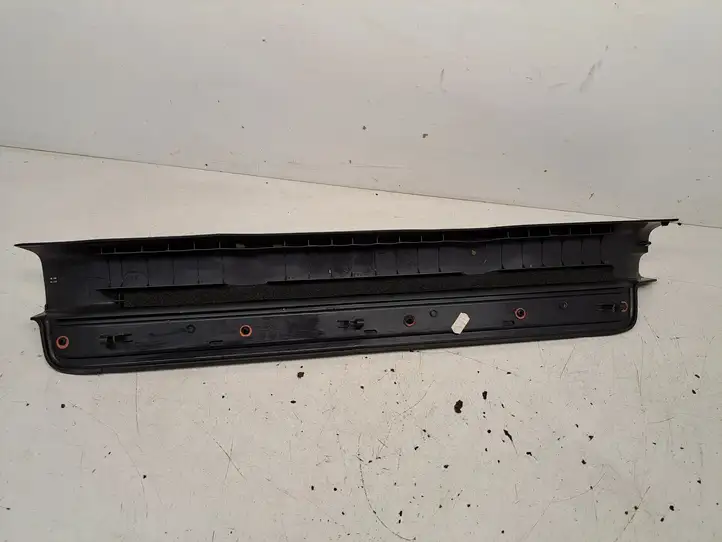 Toyota Avensis T250 (2006 - 2009) 6791305040 Внутренняя отделка переднего порога — фото 6