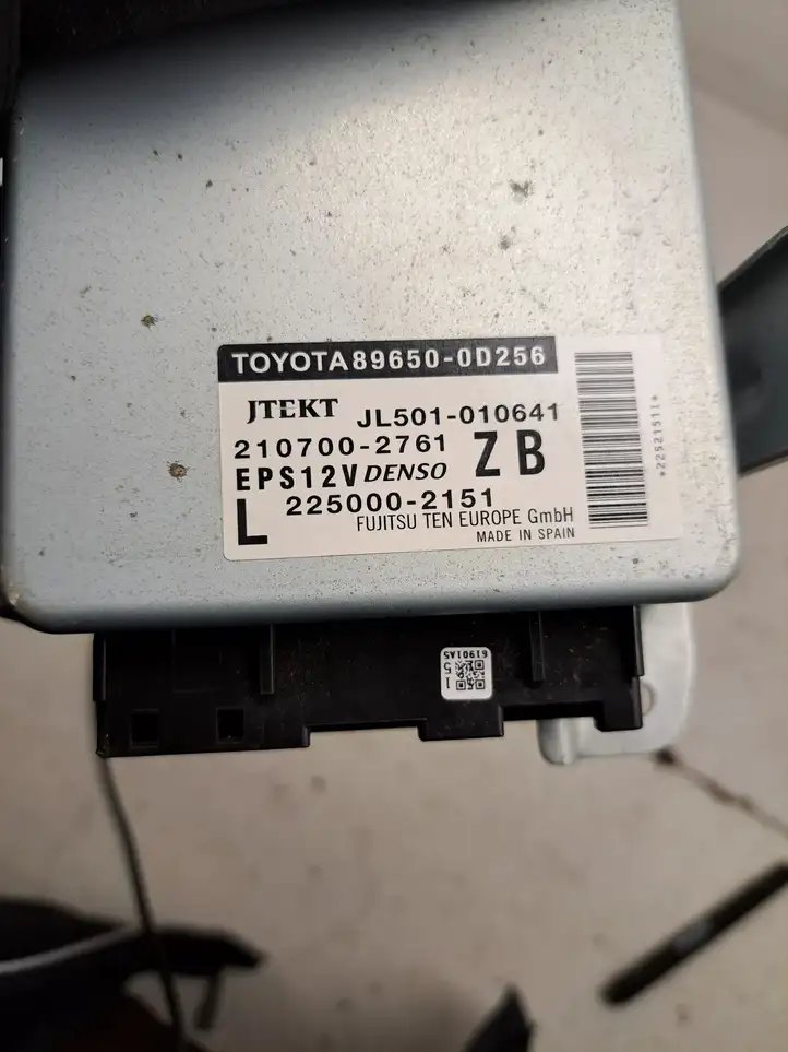 Toyota Yaris (2014 - 2019) 896500D256 Блок управления усилителем руля — фото 1