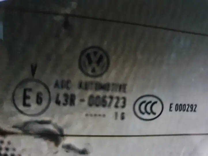 Volkswagen Touran II (2010 - 2016) 1T0845051H Заднее стекло — фото 3