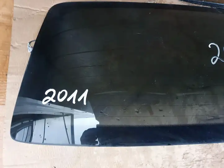 Volkswagen Touran II (2010 - 2016) 1T0845051H Заднее стекло — фото 12
