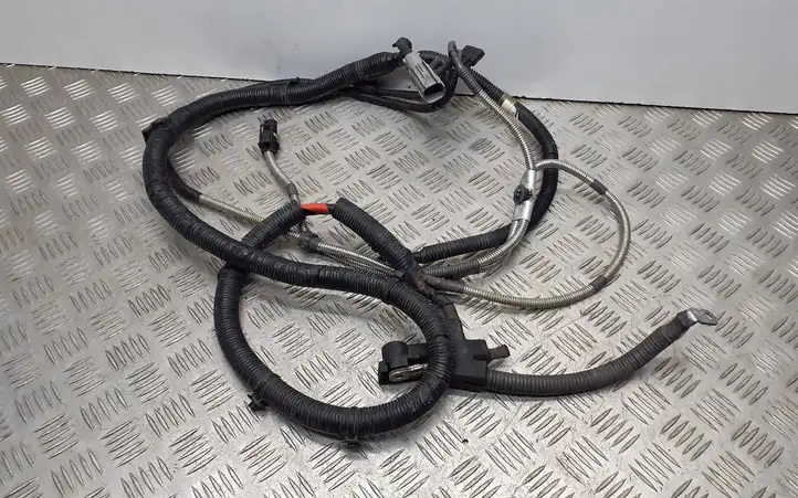 Infiniti Q70 Y51 (2013 - 2019) 241051PT1A Плюсовой провод аккумулятора — фото 1