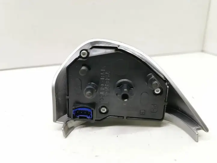 Mitsubishi Lancer VIII (2007 - 2011) 75B473 Кнопки на рулевом колесе — фото 2