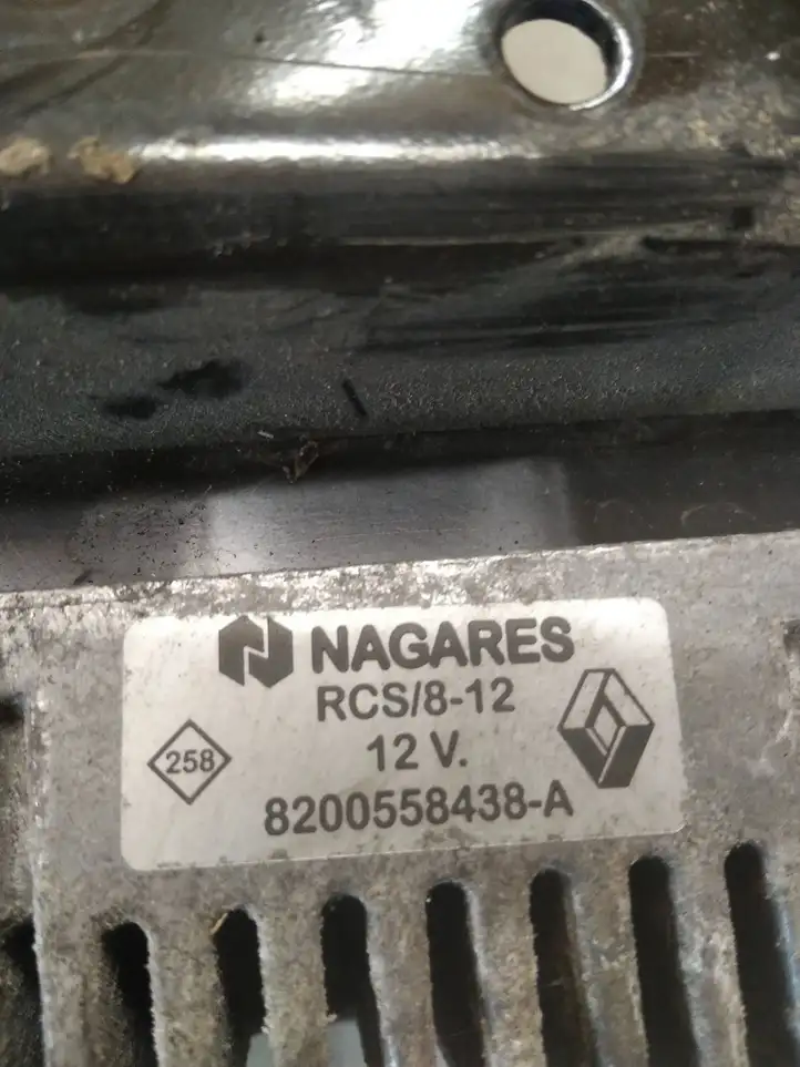 Renault Megane III (2009 - 2016) 8200558438A Реле накала свечей — фото 3