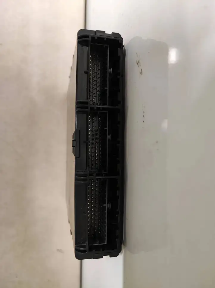 Lexus UX 300e (2020 - )  8998176050 Блок управления двигателя