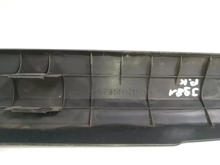 Toyota Auris 150 (2006 - 2012) 67914-02150 Внутренняя отделка переднего порога — фото 3