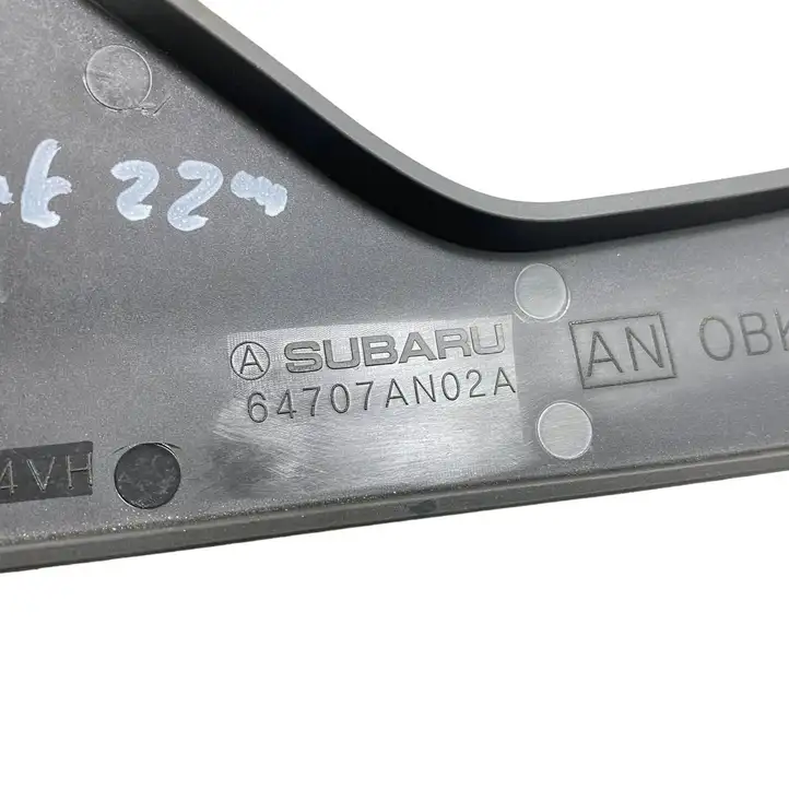 Subaru Outback (BT) (2019 - ) 64707AN02A Накладка ремня безопасности — фото 9
