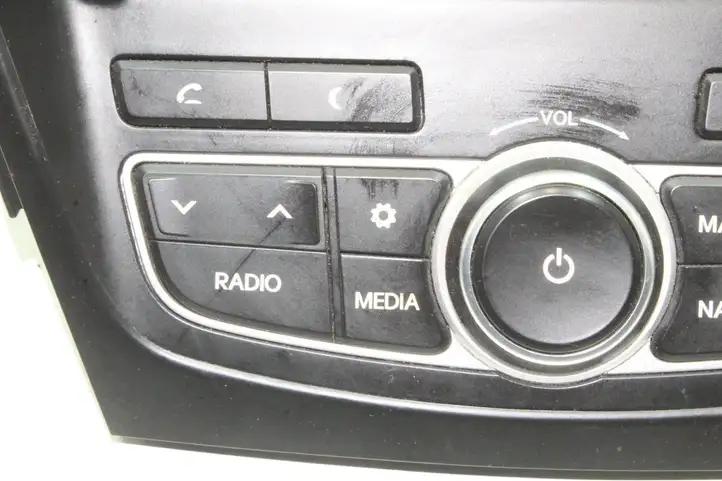 Hyundai Santa Fe (2012 - 2015) 965602W200 Магнитола / мультимедийная система — фото 10