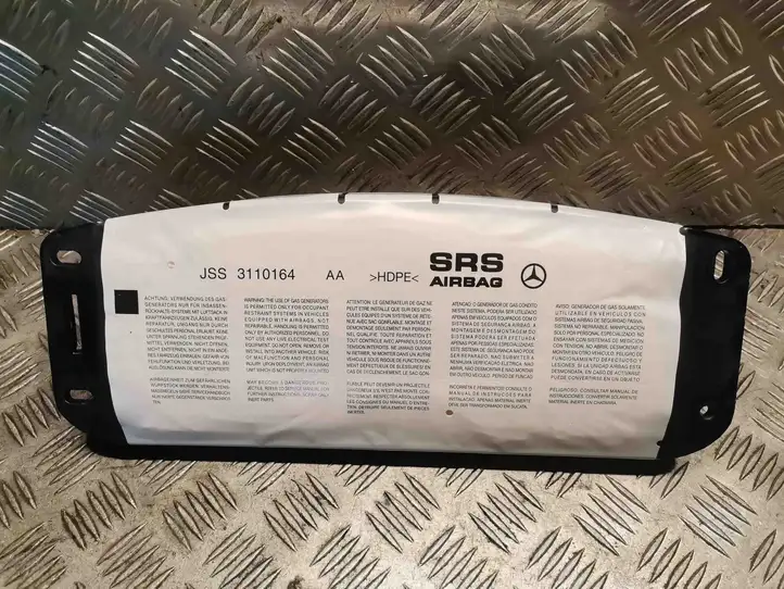 Mercedes-Benz C W204 (2007 - 2014) 2048601200 Подушка безопасности пассажира — фото 1