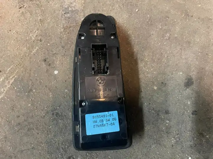 BMW 1 E81 E87 (2004 - 2011) 915549101 Кнопка стеклоподъемников — фото 2