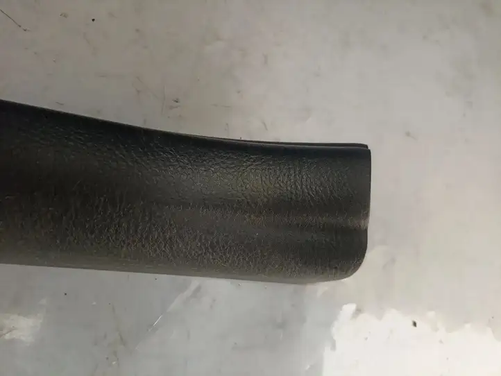 Toyota Corolla Verso AR10 (2004 - 2009) 679130F010 Внутренняя отделка переднего порога — фото 2