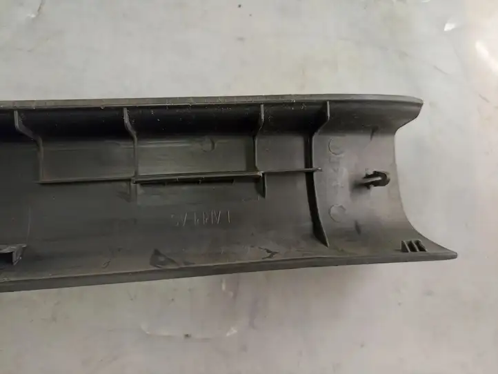 Toyota Corolla Verso AR10 (2004 - 2009) 679130F010 Внутренняя отделка переднего порога — фото 3