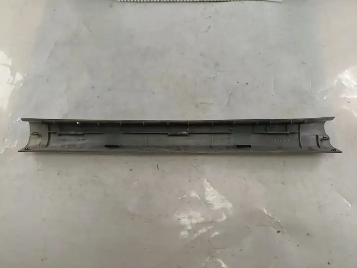Toyota Corolla Verso AR10 (2004 - 2009) 679140F010 Внутренняя отделка переднего порога — фото 4
