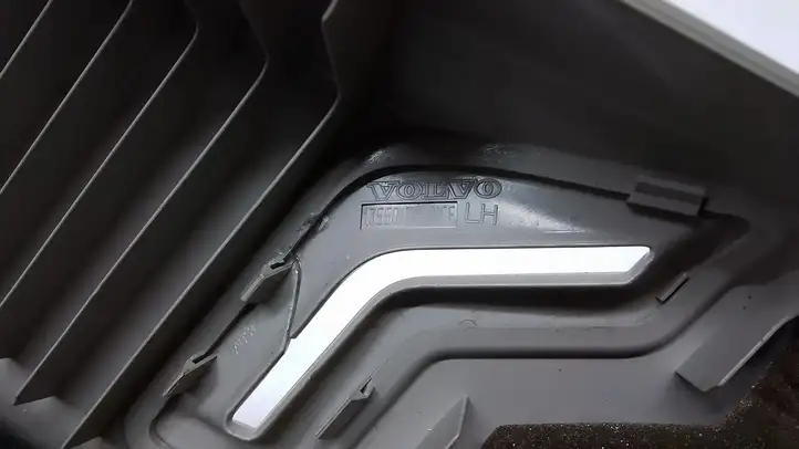 Volvo XC90 (2006 - 2014) Обшивка стойки C — фото 4