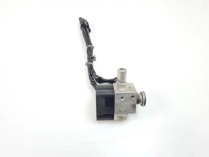 Volvo S90, V90 (2016 - 2020) 31493372 Клапан EGR — фото 5