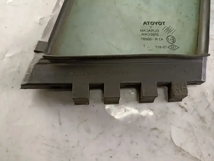 Toyota Corolla Verso AR10 (2004 - 2009) 682150F010 Треугольное стекло кузова — фото 8