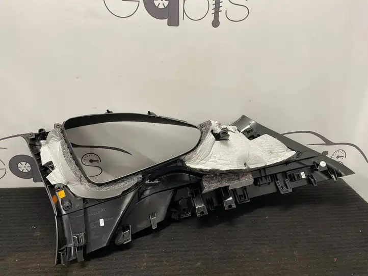 BMW X1 F48 F49 (2015 - 2022) 51437332827 Верхняя обшивка стойки D — фото 5