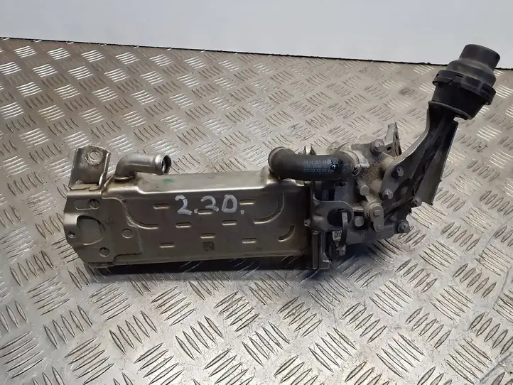 Infiniti Q70 Y51 (2013 - 2019) A6511400675 Охладитель клапана EGR — фото 6