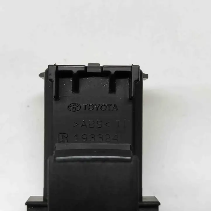 Toyota Hilux (AN120, AN130) (2017 - 2020) 3241J96 Блок кнопок стеклоподъемников — фото 6