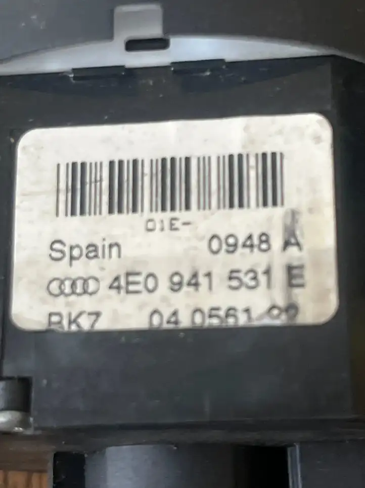Audi A8 S8 D3 4E (2005 - 2007) 4E0941531E Включатель фонарей — фото 3