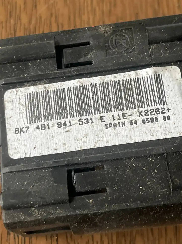 Audi A6 S6 C5 4B (1997 - 2001) 4B1941531E Включатель фонарей — фото 3
