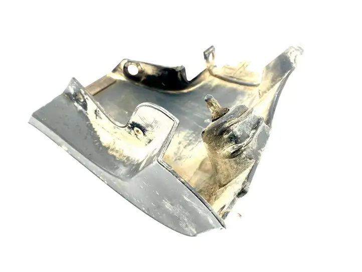 Audi A4 (2004 - 2009)  8E0853579C Отделка заднего порога (внешняя)