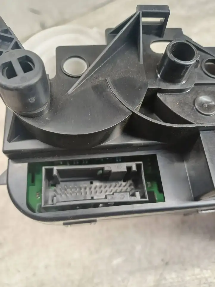 Mercedes-Benz Vaneo W414 (2001 - 2005)  A4144460228 Блок управления кондиционера воздуха / климата/ печки (в салоне)