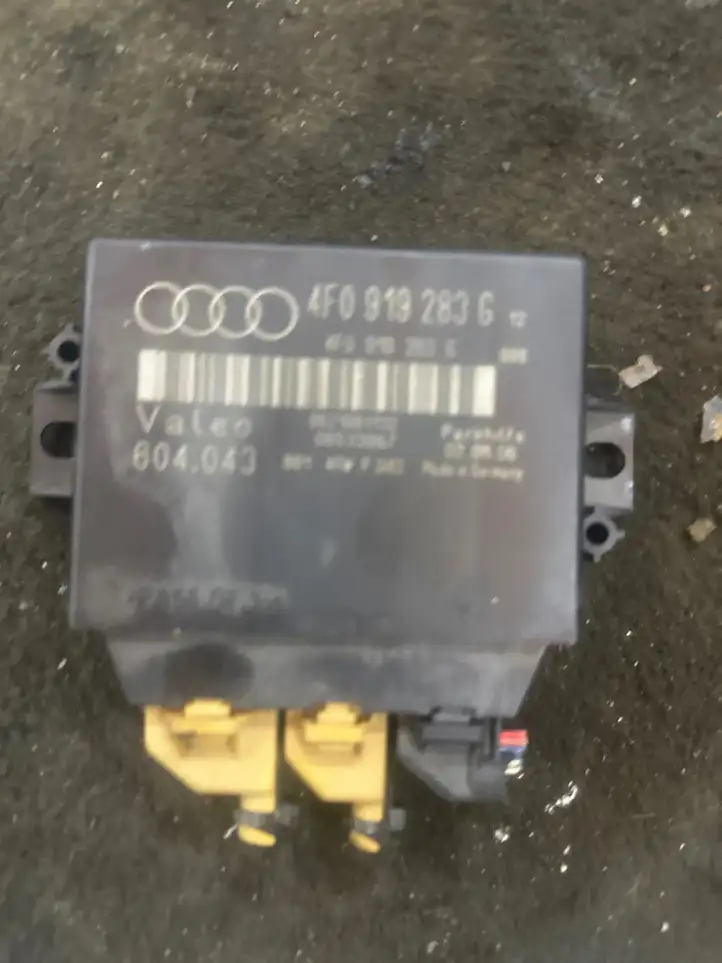 Audi A6 S6 C6 4F (2004 - 2008) 4F0919283C Блок управления парктрониками — фото 3