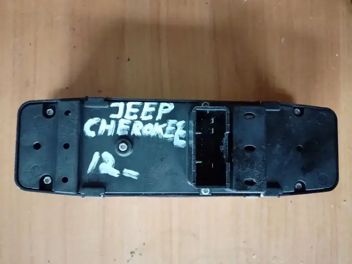 Jeep Grand Cherokee (2010 - 2021) 68030826AC Блок кнопок стеклоподъемников — фото 2