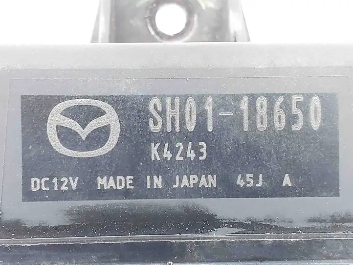 Mazda 6 (2012 - 2015) SH0118650 Реле накала свечей — фото 2