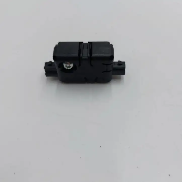 Mini Cooper Countryman R60 (2010 - 2016) 9185474 Усилитель антенны — фото 2