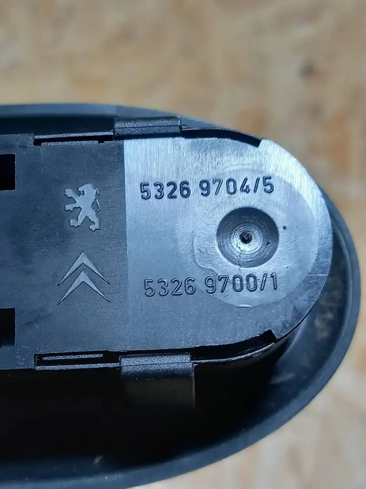 Peugeot 407 (2004 - 2011) 53269700 Кнопка стеклоподъемников — фото 4