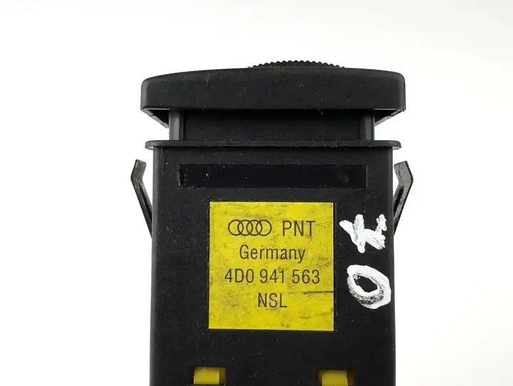 Audi A4 (1999 - 2001)  4d0941563 Включатель противотуманных фар