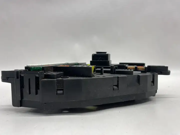 BMW 5 GT F07 (2010 - 2017)  9234423 Ящик предохранителей (комплект)