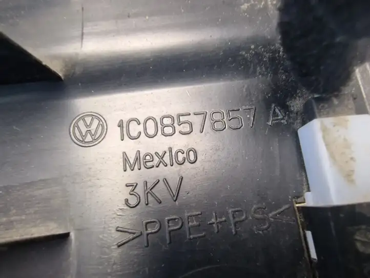 Volkswagen New Beetle (1997 - 2005) 1C0857857A Прочие детали салона — фото 3